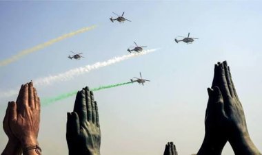 Wings Over Ganga: वाराणसी में राफेल-सुखोई ने दिखाया दम, पीएम मोदी ने किया रोड शो