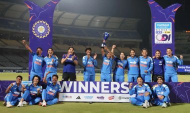 IND vs ZIM: भारत ने सीरीज में 3-0 से क्लीन स्वीप किया, 17 ओवेर्स में ख़तम हुआ मैच, वैष्णवी शर्मा का फाइफर,