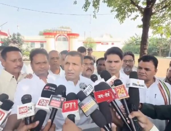 पन्ना जेल में दिव्या अहिरवार से मिले जीतू पटवारी, केन-बेतवा परियोजना को लेकर सरकार पर लगाए आरोप