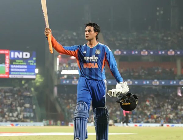 T20 में सबसे तेज़ 100 रन बनाने वाली पहली टीम बनी भारत, न्यूजीलैंड के खिलाफ 13.2 ओवर में चेज़ किए 199 रन