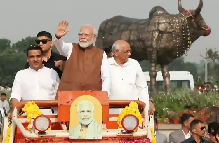 PM Modi: खाद और गैस की किल्लत को लेकर फैलाई जा रहीं अफवाहें, किसानों को दी बड़ी राहत; जानें पीएम मोदी की 10 बड़ी बातें