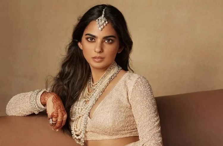 Isha Ambani को मिला बड़ा ग्लोबल सम्मान, न्यूयॉर्क के 'द मेट' में बनीं को-चेयर, देखें उनका शानदार लुक