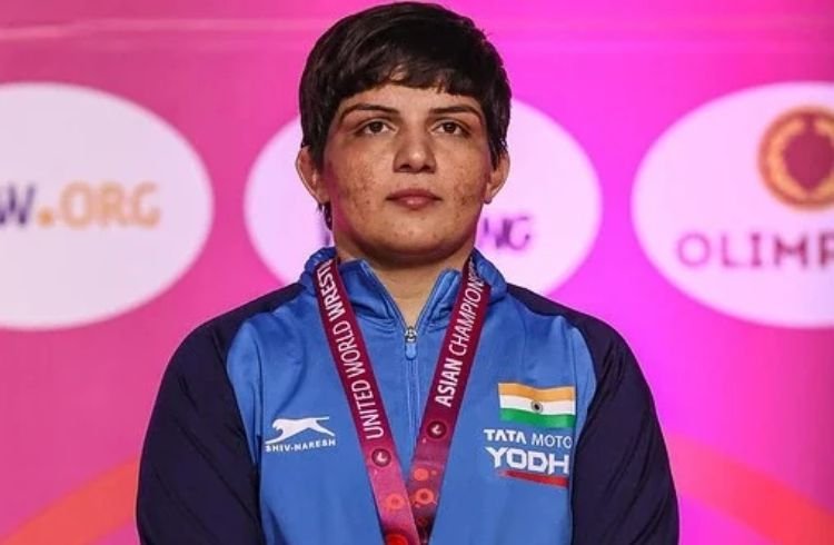 Manisha Bhanwala ने रचा इतिहास, वर्ल्ड रेसलिंग चैंपियनशिप में गोल्ड जीतने वाली पहली भारतीय महिला बनीं